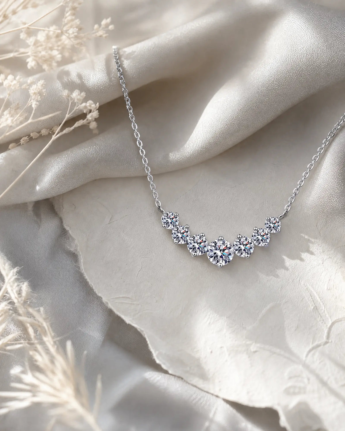 Graduated Moissanite Smile Necklace