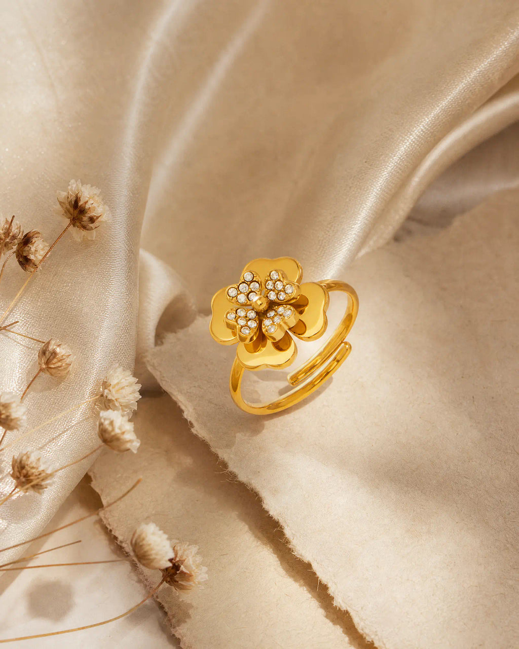 3D Layered Bloom Open Ring