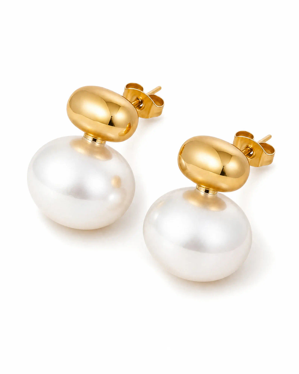 Bean Drop Pearl Studs
