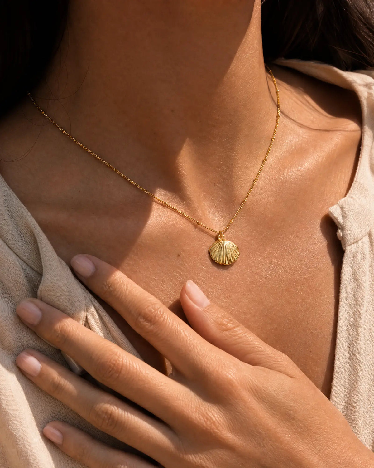 Sculptural Scallop Shell Pendant Necklace