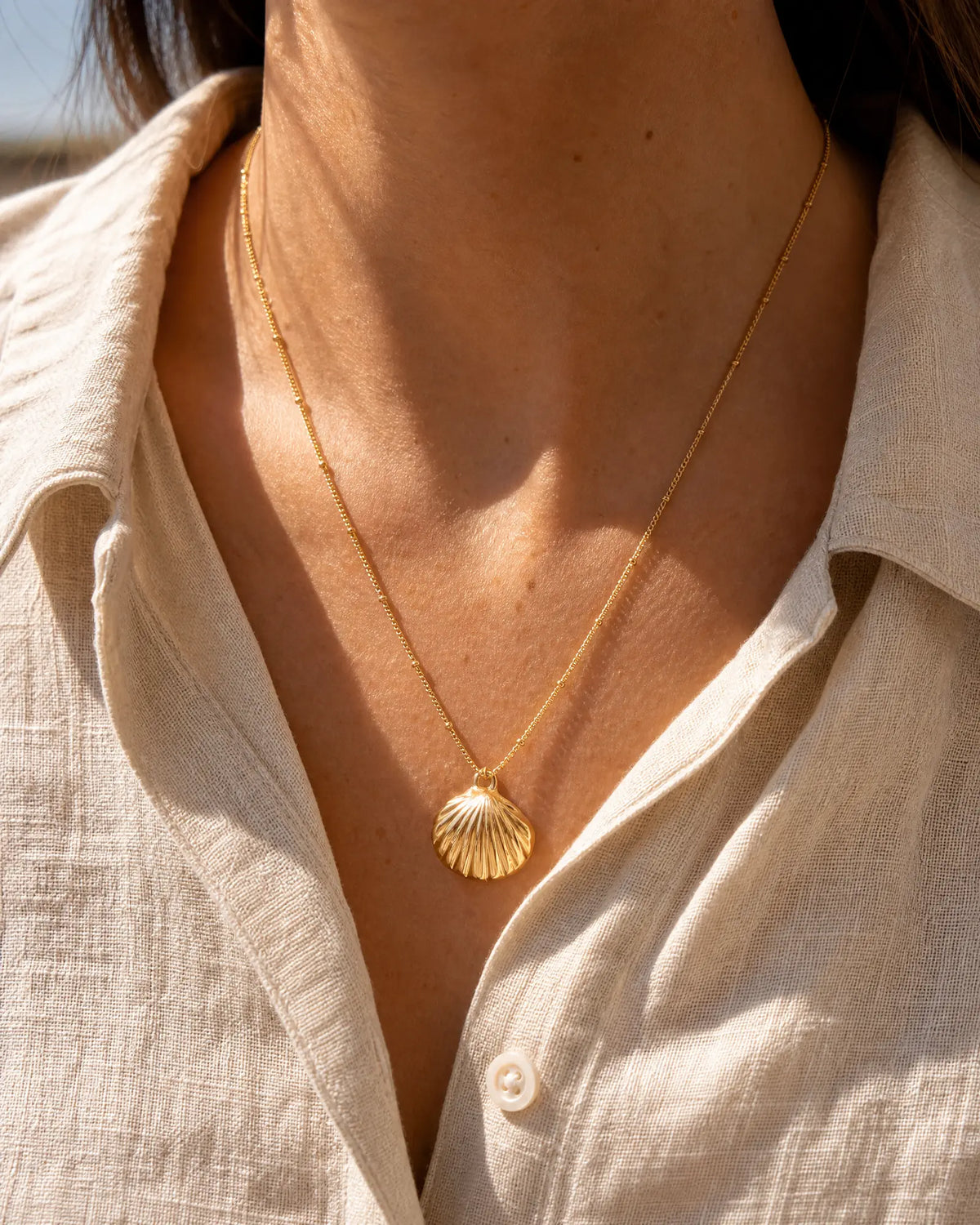Sculptural Scallop Shell Pendant Necklace