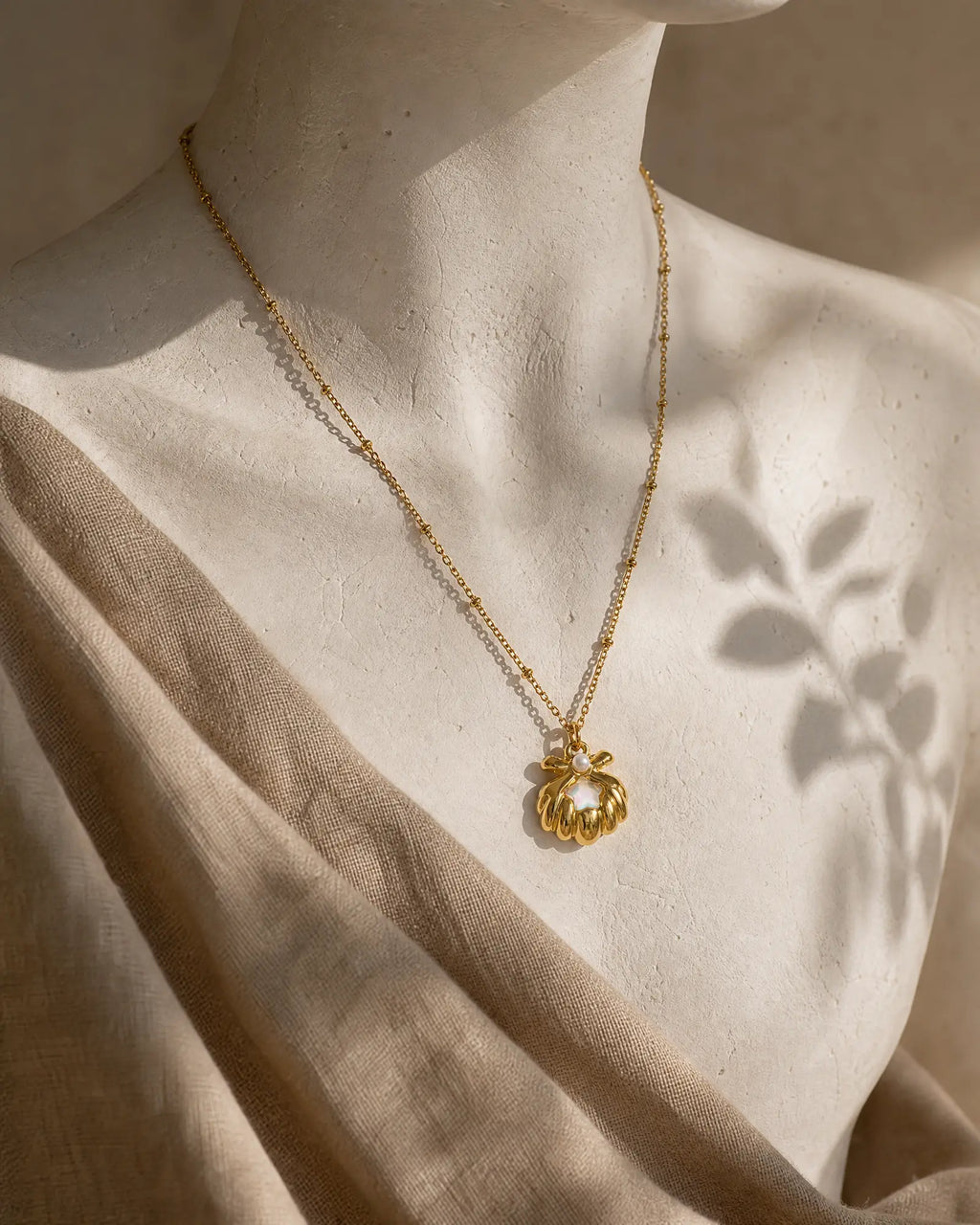 Astra Pearl Shell Necklace