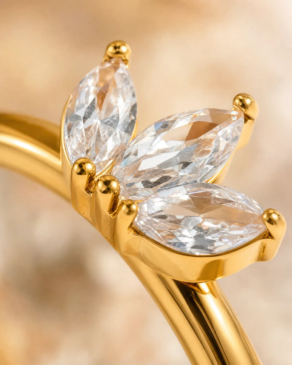 Lumi Trio Diamond-Cut Ring