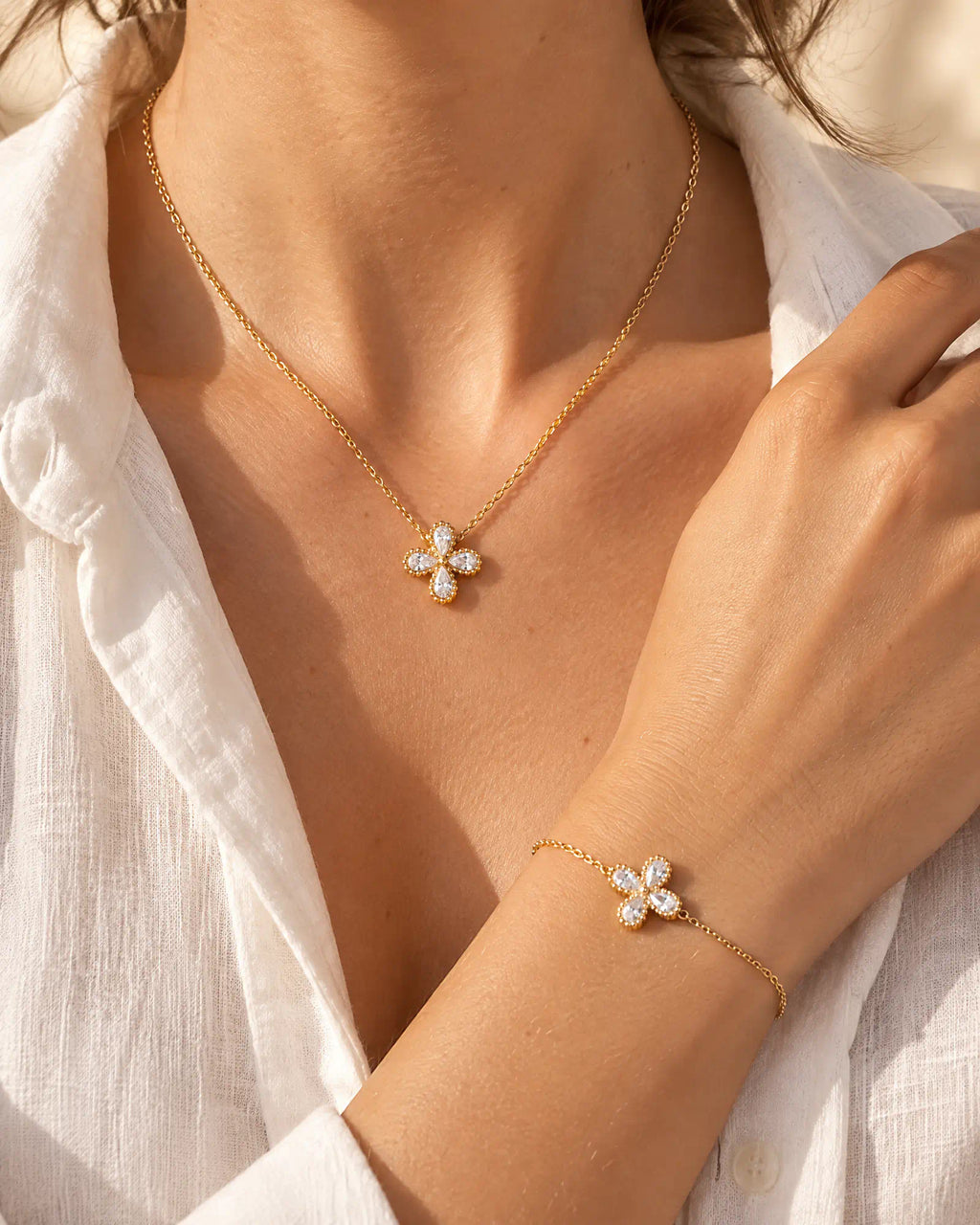 Wearlumi Four Petal Beaded Clover Pendant Necklace paired with matching clover bracelet