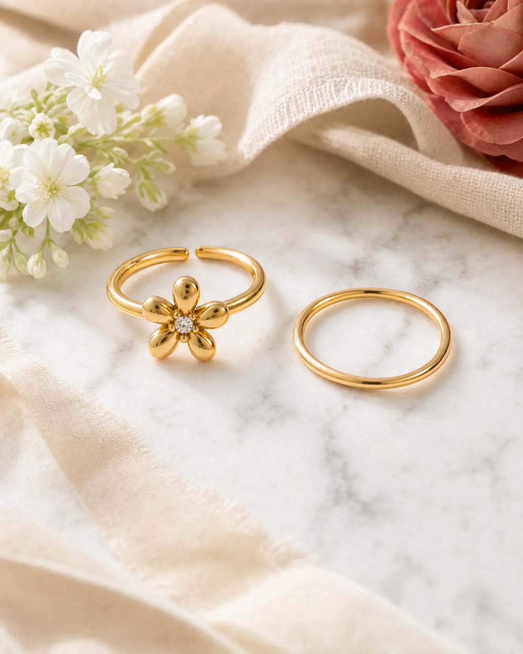 Lumi Daisy Zirconia Ring