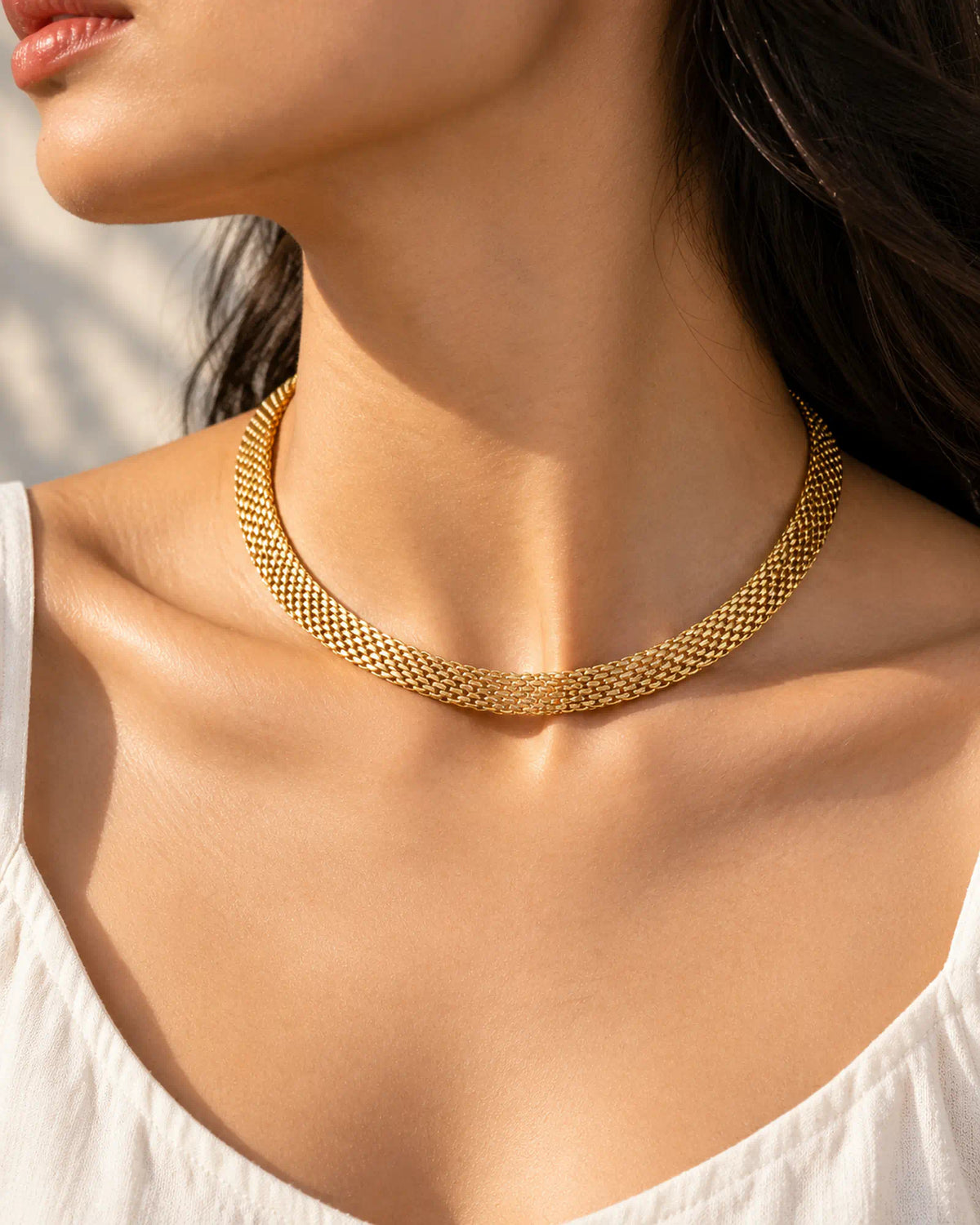 Wearlumi Woven Contour Collar Necklace three quarter view on model